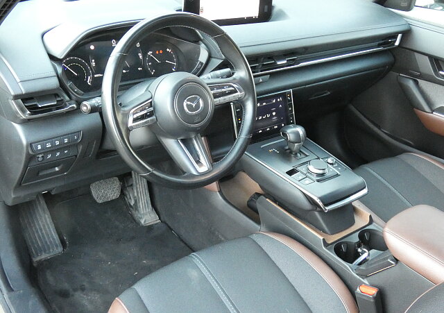 Mazda MX-30 - Kolor Multi-tone Zircon Sand, zdjęcie 17