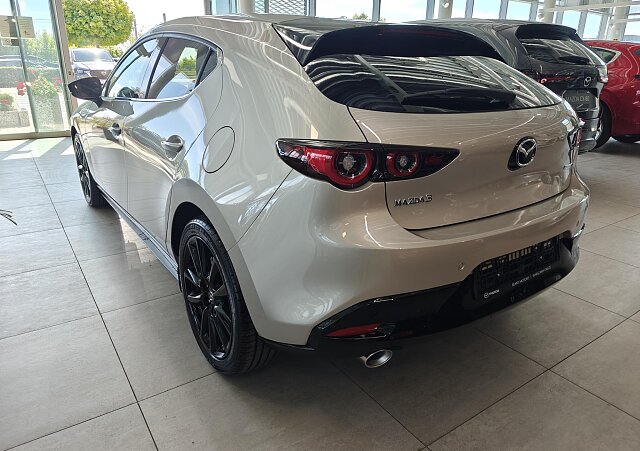 Mazda 3 - Kolor Ceramic Metalic, zdjęcie 3
