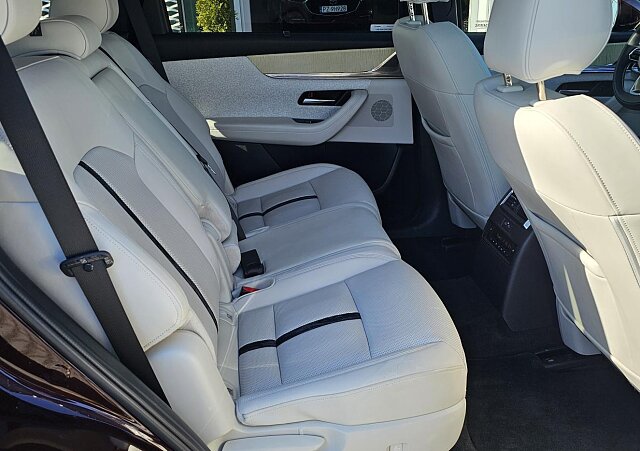 Mazda CX-80 - Kolor Artisan Red, zdjęcie 17