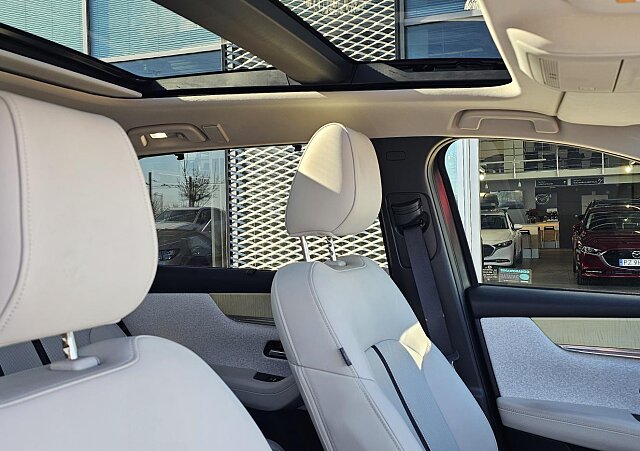 Mazda CX-80 - Kolor Artisan Red, zdjęcie 16