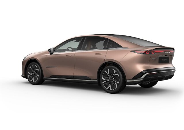 Mazda 6e - Kolor Melting Copper, zdjęcie 5