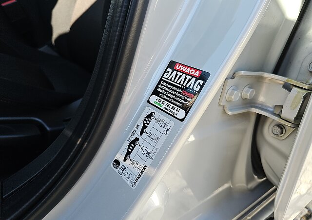 Mazda 3 - Kolor Ceramic Metalic, zdjęcie 17