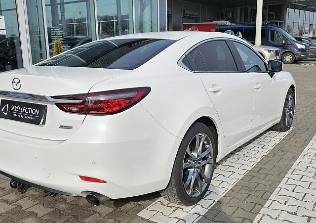 Mazda 6 - Kolor Snowflake White Pearl, zdjęcie 5