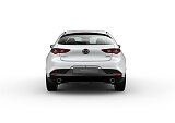Mazda 3 - Kolor Snowflake White Pearl, zdjęcie 3