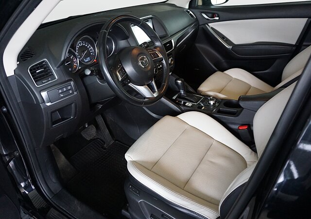 Mazda CX-5 - Kolor Jet Black, zdjęcie 7