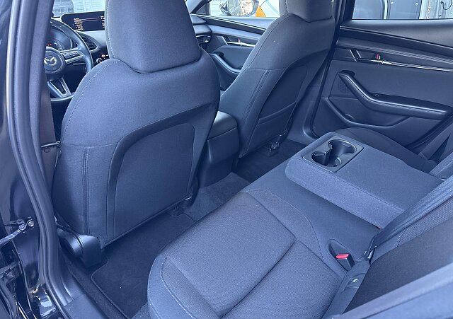 Mazda 3 - Kolor Jet Black, zdjęcie 19