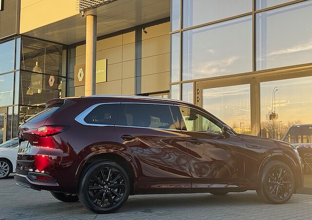 Mazda CX-80 - Kolor Artisan Red, zdjęcie 5