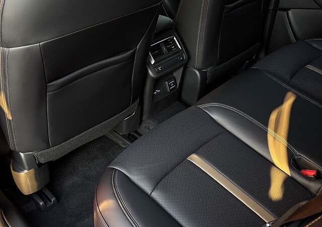 Mazda CX-60 - Kolor Soul Red Crystal, zdjęcie 9