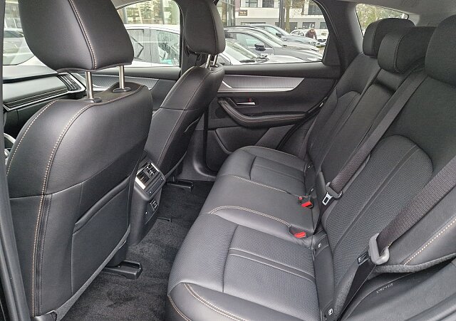 Mazda CX-60 - Kolor Jet Black, zdjęcie 11