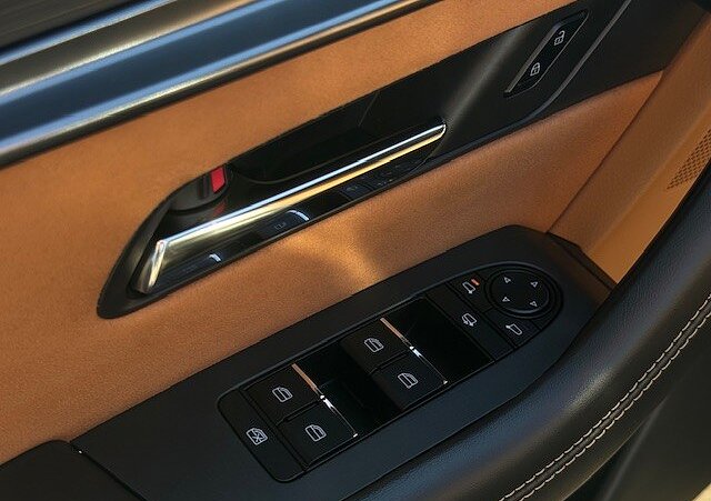 Mazda CX-60 - Kolor Machine Gray, zdjęcie 13