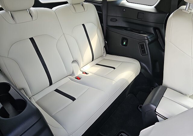 Mazda CX-80 - Kolor Artisan Red, zdjęcie 6