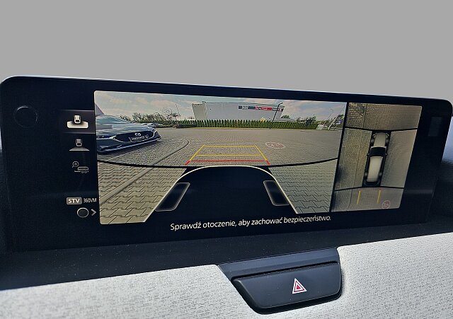 Mazda CX-80 - Kolor Artisan Red, zdjęcie 20