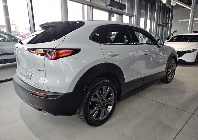 Mazda CX-30 - Kolor Ceramic Metalic, zdjęcie 8