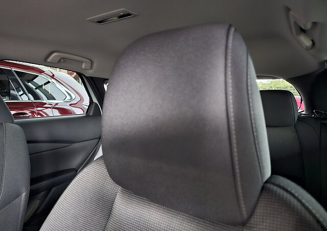 Mazda CX-30 - Kolor Ceramic Metalic, zdjęcie 3