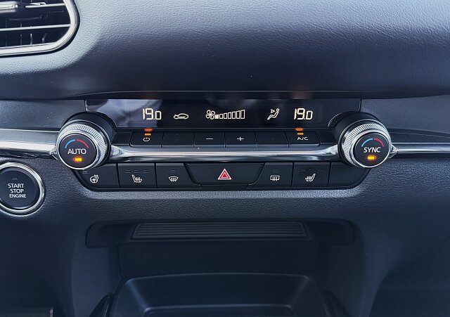 Mazda CX-30 - Kolor Soul Red, zdjęcie 11