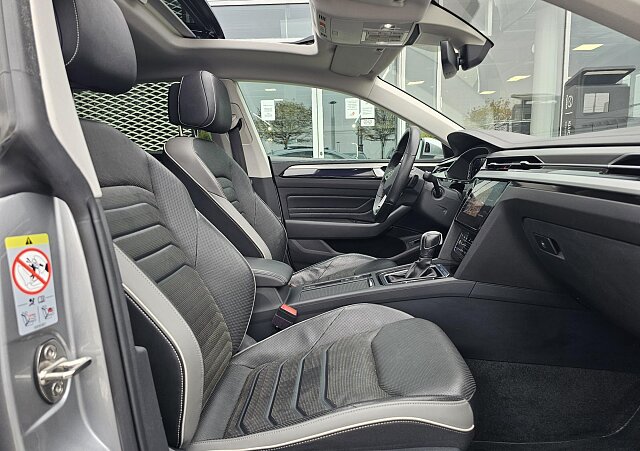 Volkswagen Arteon - Kolor Srebrny, zdjęcie 14