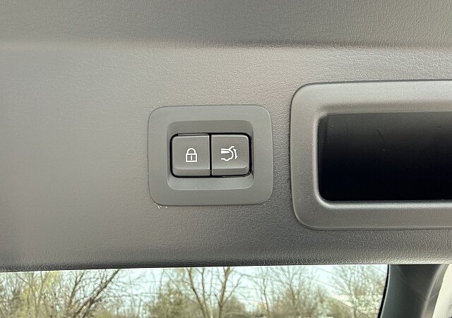 Mazda CX-30 - Kolor Ceramic Metalic, zdjęcie 24