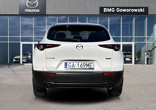 Mazda CX-30 - Kolor Snowflake White Pearl, zdjęcie 25