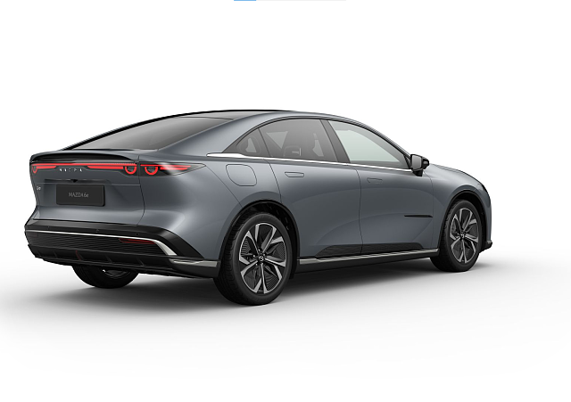 Mazda 6e - Kolor Polymetal Gray, zdjęcie 7