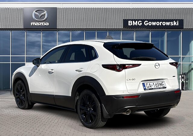 Mazda CX-30 - Kolor Snowflake White Pearl, zdjęcie 3