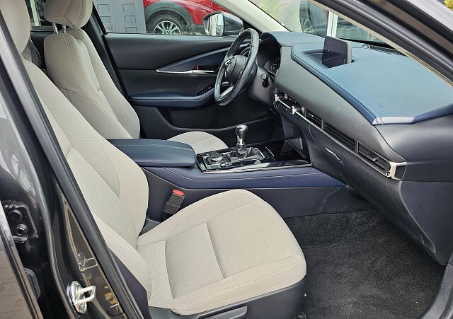 Mazda CX-30 - Kolor Machine Gray, zdjęcie 11