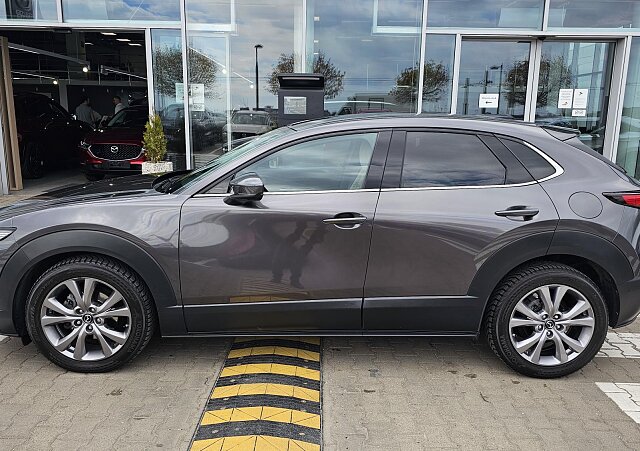 Mazda CX-30 - Kolor Machine Gray, zdjęcie 4