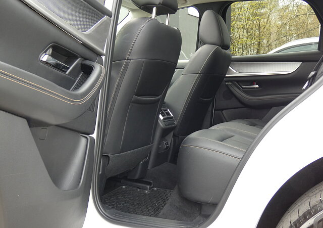 Mazda CX-60 - Kolor Rhodium White, zdjęcie 8