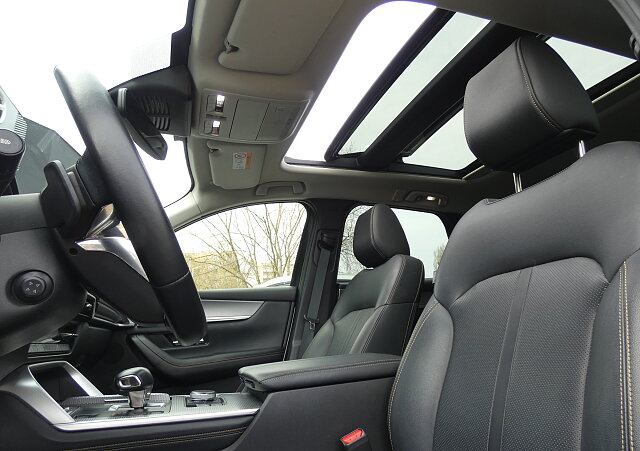 Mazda CX-60 - Kolor Rhodium White, zdjęcie 18