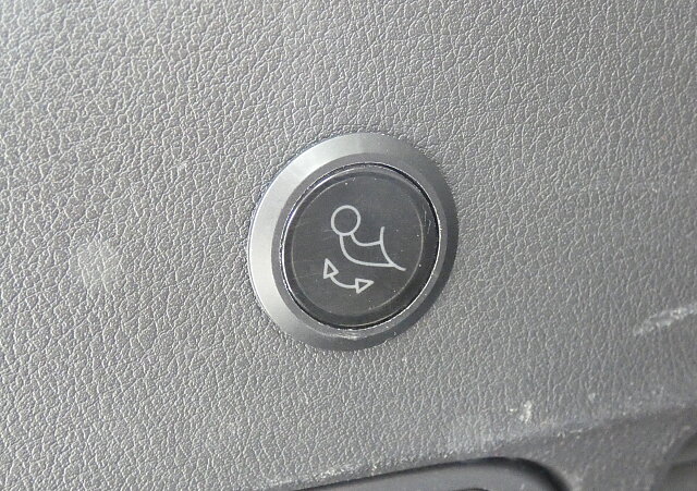 Mazda CX-60 - Kolor Rhodium White, zdjęcie 10