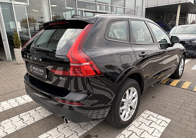 Volvo XC 60 - Kolor Czarny, zdjęcie 8