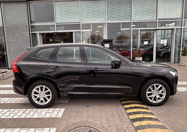 Volvo XC 60 - Kolor Czarny, zdjęcie 5