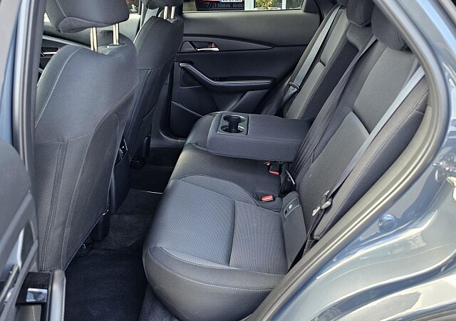 Mazda CX-30 - Kolor Polymetal Gray, zdjęcie 12