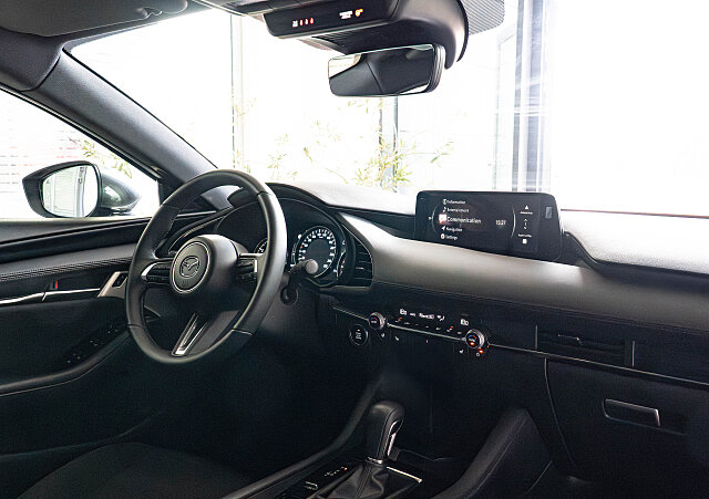 Mazda 3 - Kolor Machine Gray, zdjęcie 6