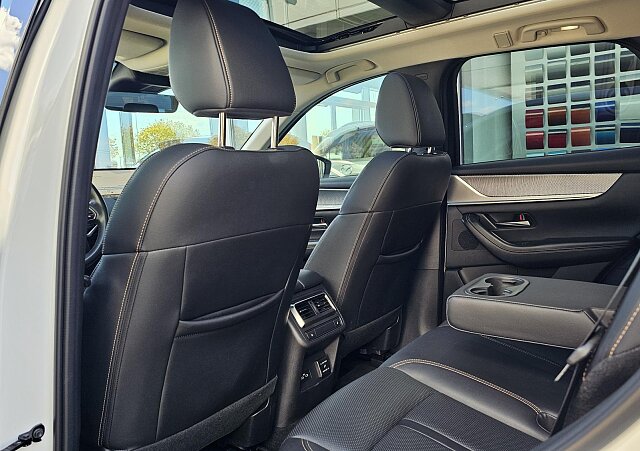 Mazda CX-60 - Kolor Rhodium White, zdjęcie 18