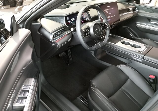 Mazda 6e - Kolor Machine Gray, zdjęcie 4