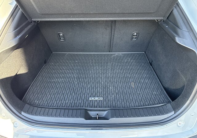 Mazda CX-30 - Kolor Ceramic Metalic, zdjęcie 22