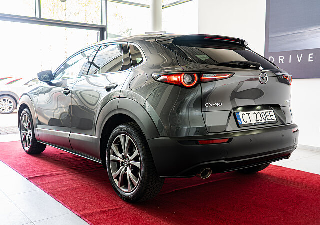 Mazda CX-30 - Kolor Machine Gray, zdjęcie 3