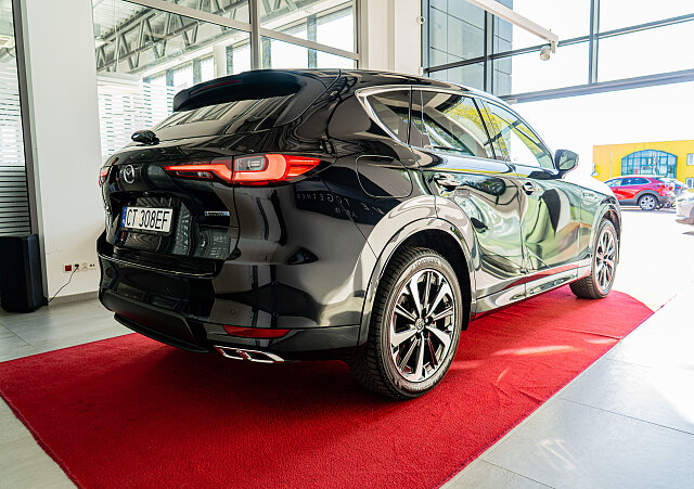 Mazda CX-60 - Kolor Jet Black, zdjęcie 4