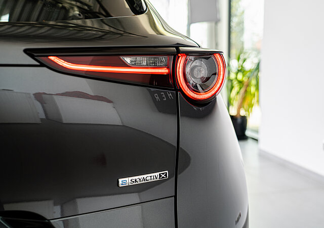 Mazda CX-30 - Kolor Machine Gray, zdjęcie 5