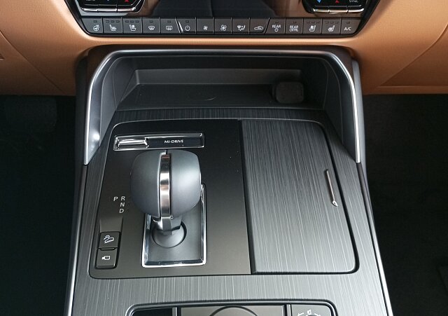 Mazda CX-80 - Kolor Machine Gray, zdjęcie 9