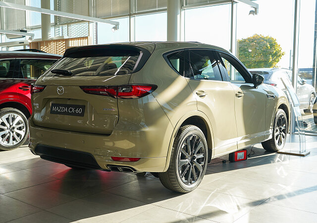 Mazda CX-60 - Kolor Zircon Sand Metalic, zdjęcie 2