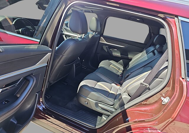 Mazda CX-80 - Kolor Artisan Red, zdjęcie 15