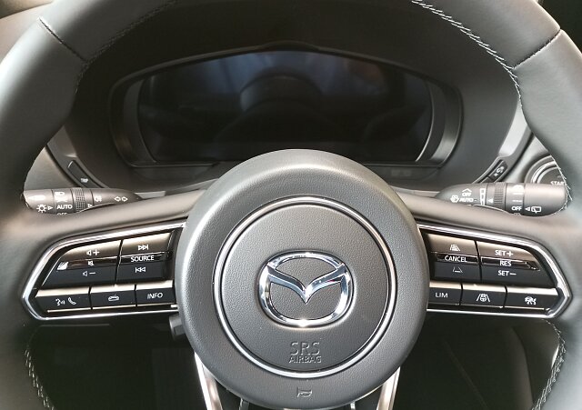 Mazda CX-80 - Kolor Artisan Red, zdjęcie 10