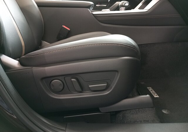 Mazda CX-80 - Kolor Artisan Red, zdjęcie 6