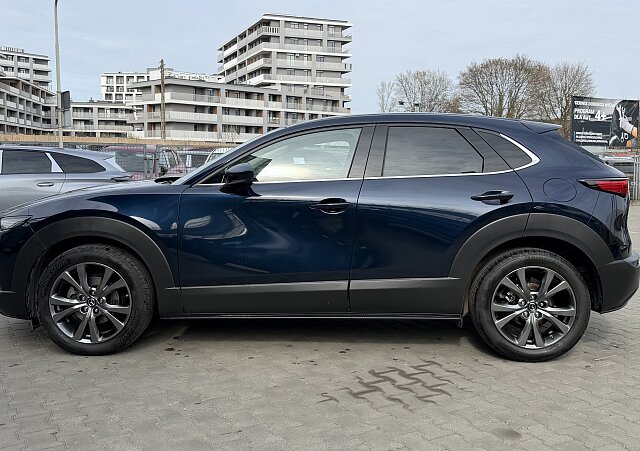 Mazda CX-30 - Kolor Deep Crystal Blue, zdjęcie 2
