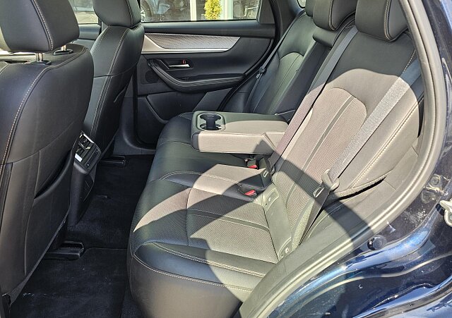 Mazda CX-60 - Kolor Deep Crystal Blue, zdjęcie 12