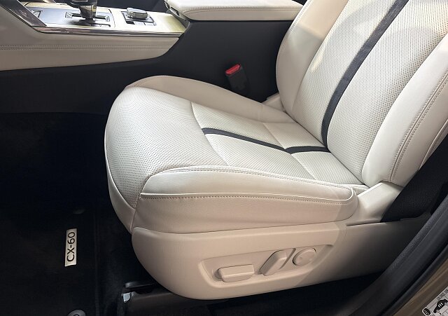 Mazda CX-60 - Kolor Zircon Sand Metalic, zdjęcie 13