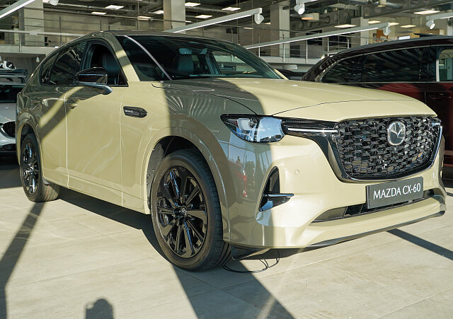 Mazda CX-60 - Kolor Zircon Sand Metalic, zdjęcie 6