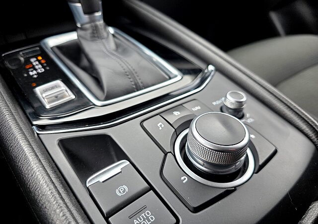 Mazda CX-5 - Kolor Jet Black, zdjęcie 12