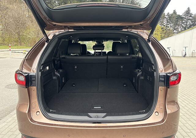 Mazda CX-80 - Kolor Melting Copper, zdjęcie 35